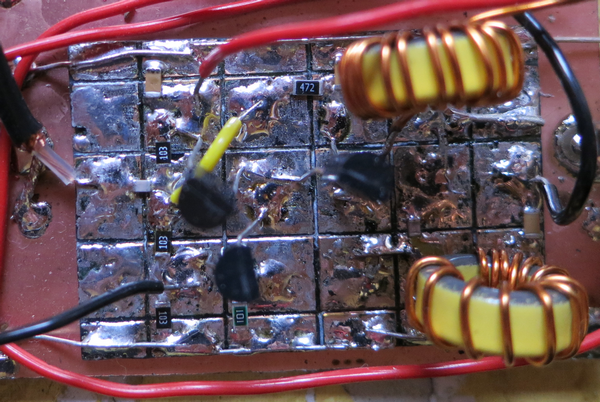 Photo 2: Circuit imprimé du mélangeur de l'émetteur Photo 2: Circuit imprimé du mélangeur de l'émetteur